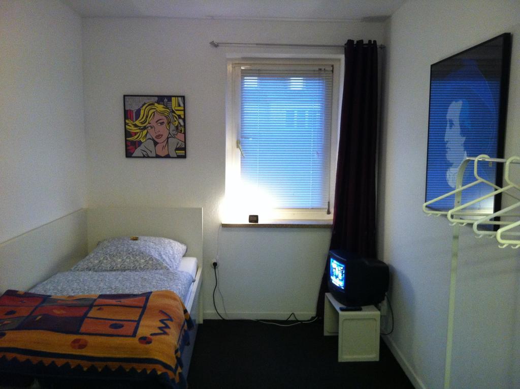 Ask Rooms Privatzimmer In Kassel Bagian luar foto